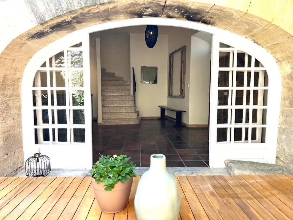 La Villa 1777 Lagnes Maison d'hôtes